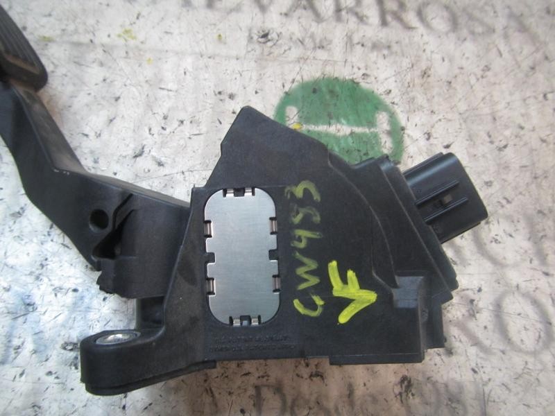 Recambio de potenciometro pedal para toyota yaris 1.3 16v cat referencia OEM IAM 781100D010 781100D010 50957455155