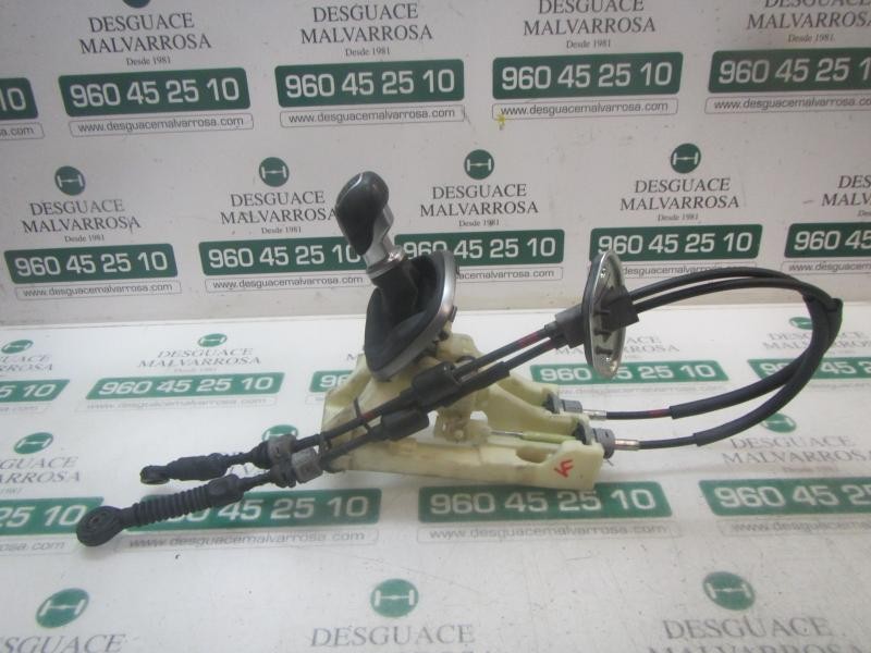 Recambio de palanca cambio para hyundai veloster sport s referencia OEM IAM 437002V110  