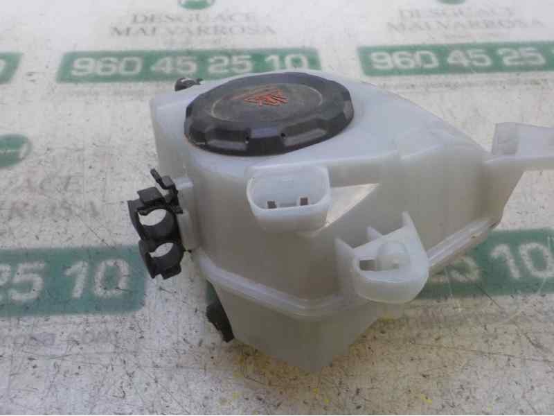 Recambio de deposito expansion para volkswagen polo sport referencia OEM IAM 2Q0121407B 2Q0121407B 