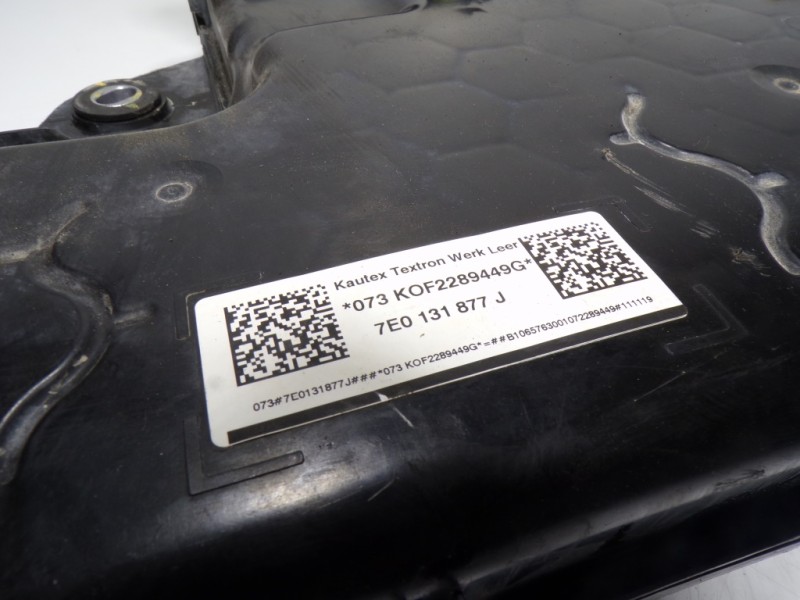 Recambio de deposito aditivo para volkswagen t6.1 caravelle (sh) 2.0 tdi referencia OEM IAM 7E0131877J 7E0131877J 