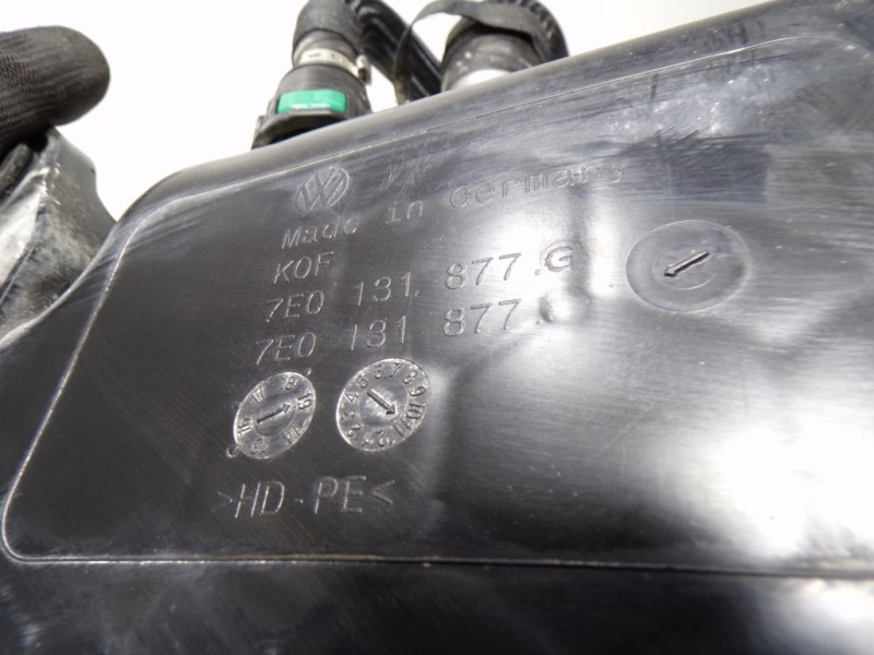 Recambio de deposito aditivo para volkswagen t6.1 caravelle (sh) 2.0 tdi referencia OEM IAM 7E0131877J 7E0131877J 