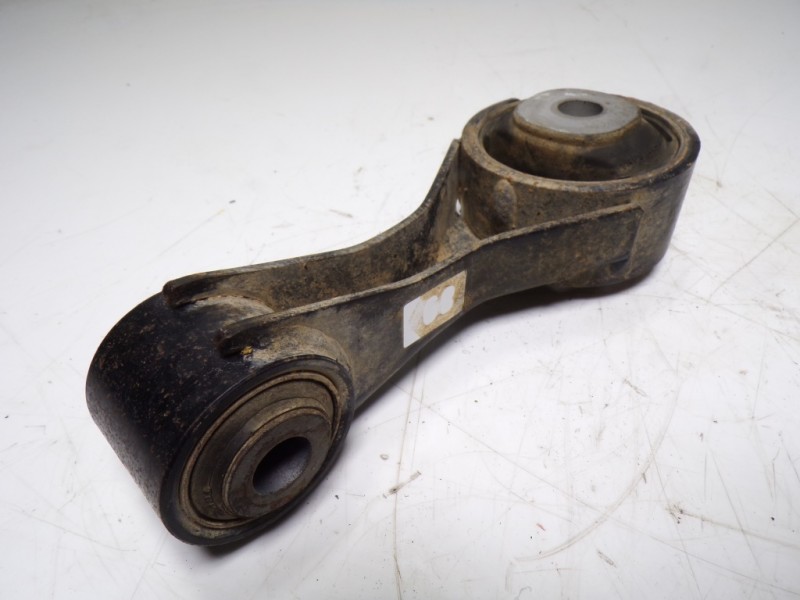 Recambio de soporte cambio para toyota yaris 1.0 cat referencia OEM IAM 123630Q030  