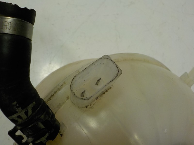 Recambio de deposito expansion para volkswagen t6.1 caravelle (sh) 2.0 tdi referencia OEM IAM 7E0121407B 7E0121407B 