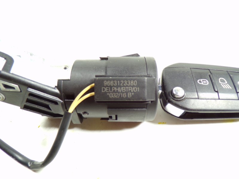 Recambio de antirrobo para peugeot 308 1.2 12v e-thp referencia OEM IAM  9663123380 