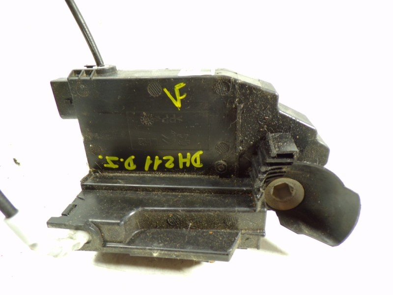 Recambio de cerradura puerta delantera izquierda para peugeot 308 1.2 12v e-thp referencia OEM IAM  9810309480 