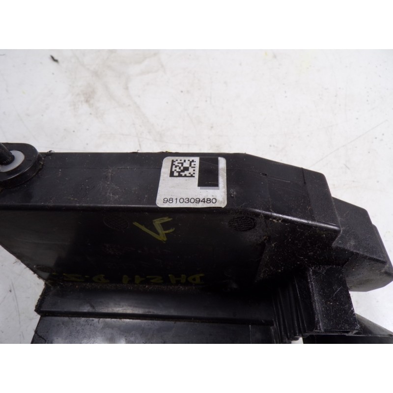 Recambio de cerradura puerta delantera izquierda para peugeot 308 1.2 12v e-thp referencia OEM IAM  9810309480 