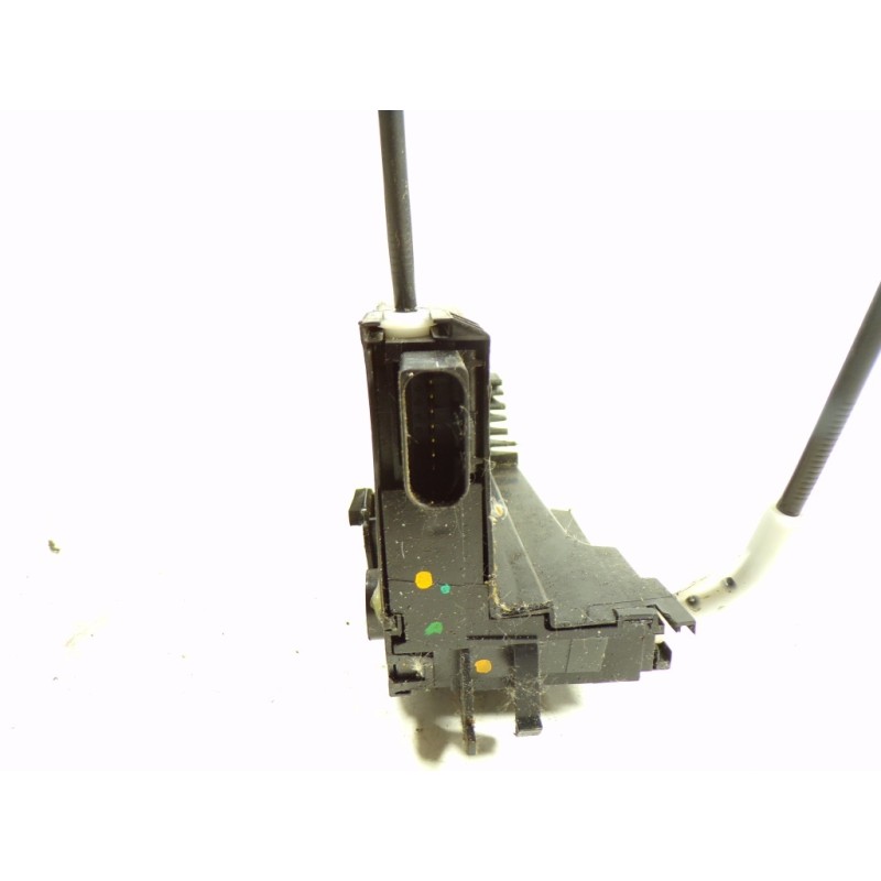 Recambio de cerradura puerta delantera izquierda para peugeot 308 1.2 12v e-thp referencia OEM IAM  9810309480 