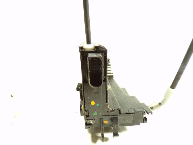 Recambio de cerradura puerta delantera izquierda para peugeot 308 1.2 12v e-thp referencia OEM IAM  9810309480 