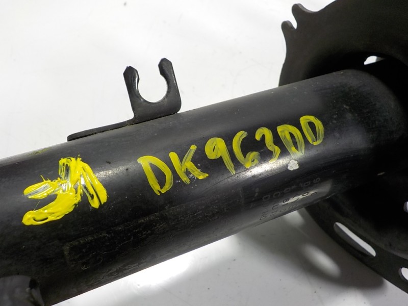 Recambio de amortiguador delantero derecho para peugeot 208 1.4 hdi fap referencia OEM IAM 9804830880 9804830880 