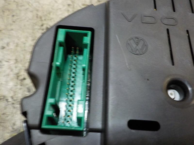 Recambio de cuadro instrumentos para volkswagen polo (9n3) 1.4 tdi referencia OEM IAM   