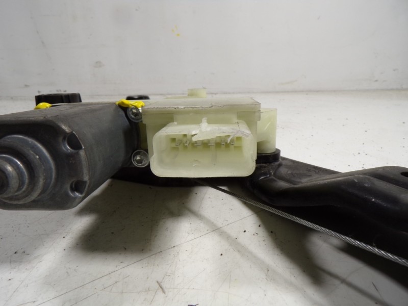 Recambio de elevalunas delantero izquierdo para peugeot 308 1.2 12v e-thp referencia OEM IAM  9678189880 