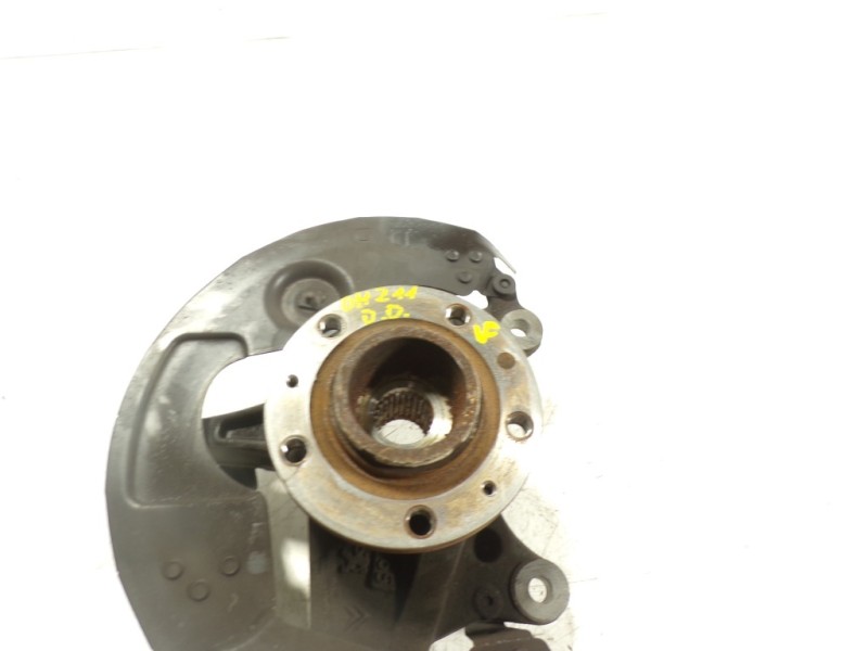 Recambio de mangueta delantera derecha para peugeot 308 1.2 12v e-thp referencia OEM IAM   