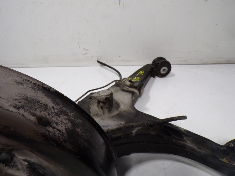 Recambio de mangueta trasera derecha para volkswagen t6.1 caravelle (sh) 2.0 tdi referencia OEM IAM   