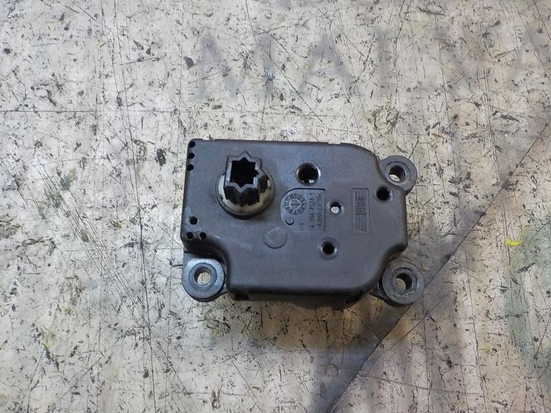 Recambio de motor electrico para ford focus lim. (cb4) trend referencia OEM IAM   