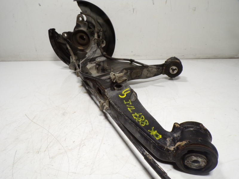 Recambio de mangueta trasera izquierda para volkswagen t6.1 caravelle (sh) 2.0 tdi referencia OEM IAM   