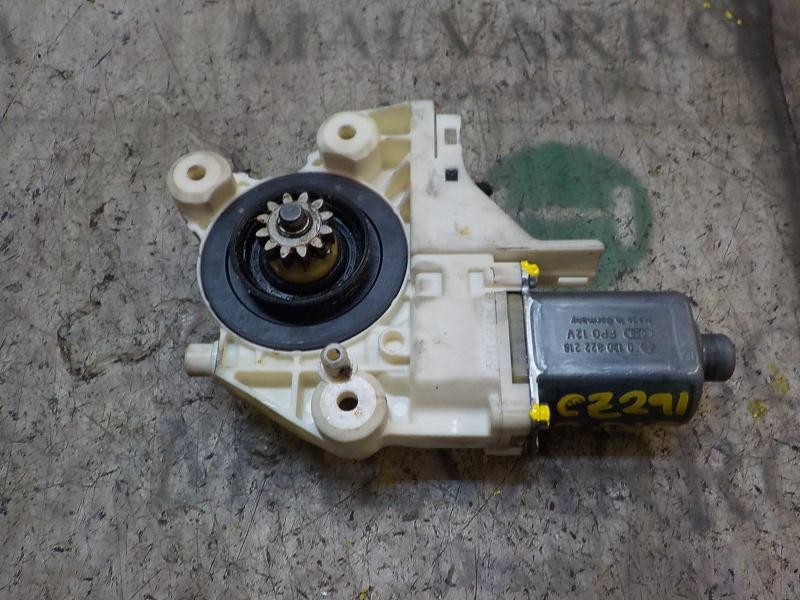 Recambio de motor elevalunas delantero derecho para ford focus lim. (cb4) trend referencia OEM IAM   