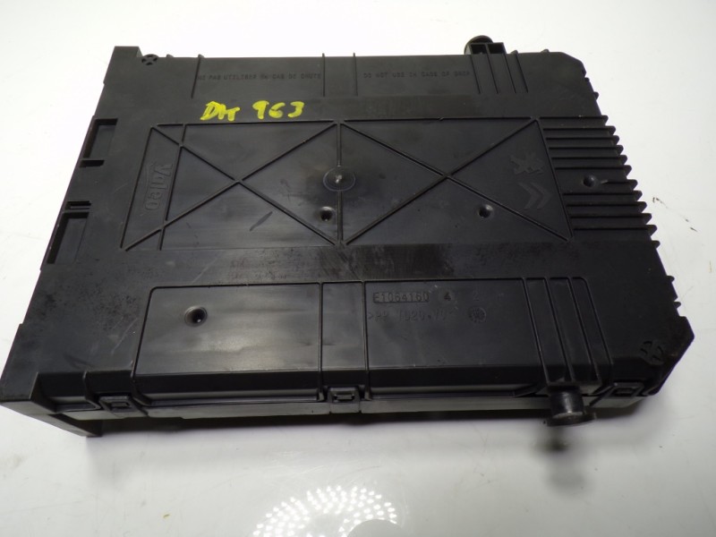 Recambio de caja reles / fusibles para peugeot 208 1.4 hdi fap referencia OEM IAM 1611427780 9807531680 