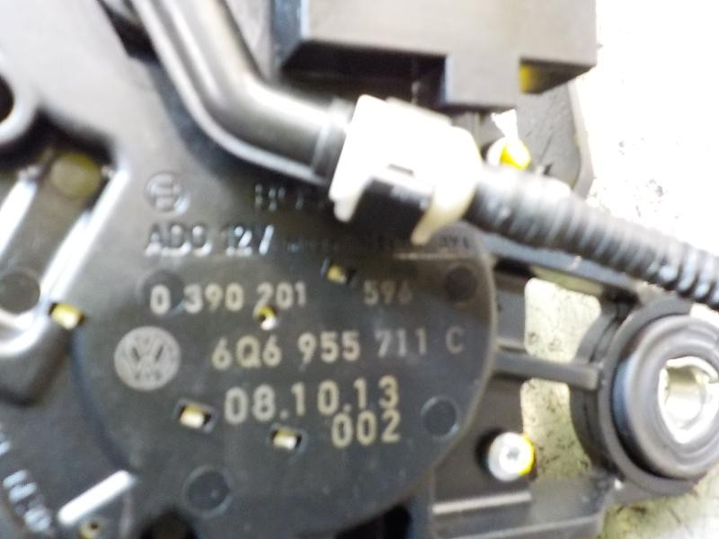 Recambio de motor limpia trasero para volkswagen polo (9n3) 1.4 tdi referencia OEM IAM   