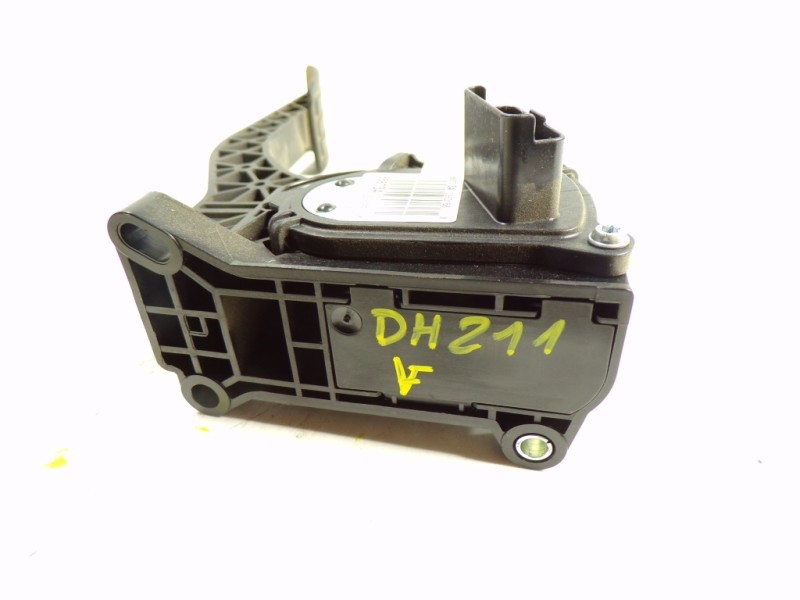 Recambio de potenciometro pedal para peugeot 308 1.2 12v e-thp referencia OEM IAM  9674829180 