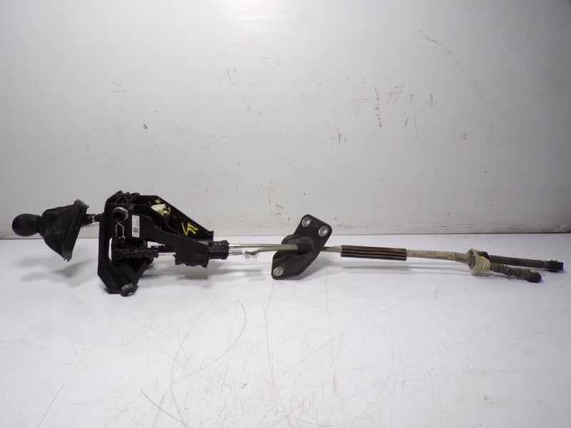 Recambio de palanca cambio para volkswagen t6.1 caravelle (sh) 2.0 tdi referencia OEM IAM 7LA711025 7LA711025 7L1711877B