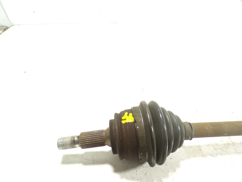 Recambio de transmision izquierda para peugeot 308 1.2 12v e-thp referencia OEM IAM  9677561480 