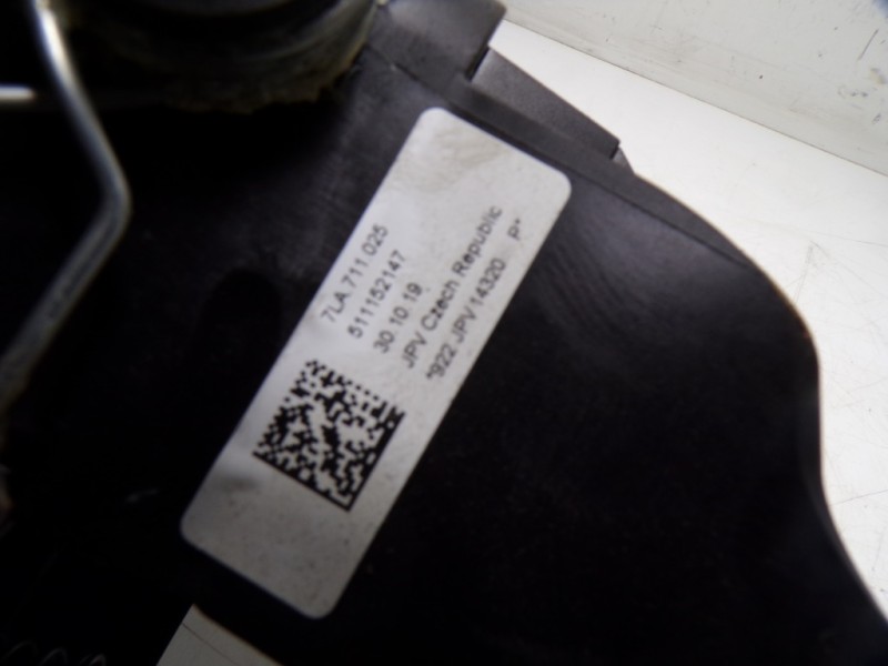 Recambio de palanca cambio para volkswagen t6.1 caravelle (sh) 2.0 tdi referencia OEM IAM 7LA711025 7LA711025 7L1711877B