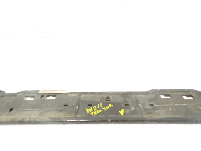 Recambio de travesaño inferior para peugeot 308 1.2 12v e-thp referencia OEM IAM   