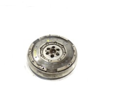 Recambio de volante motor para peugeot 308 1.2 12v e-thp referencia OEM IAM   