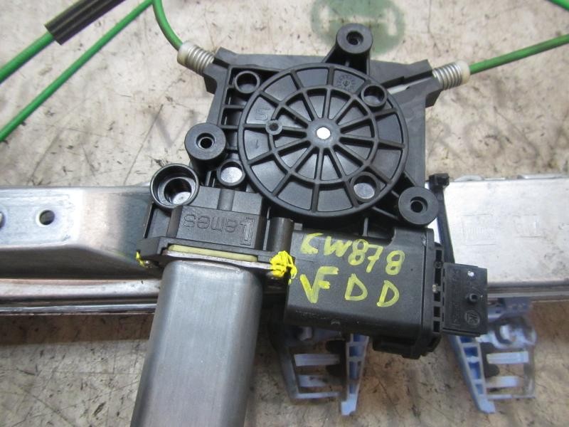 Recambio de elevalunas delantero derecho para opel corsa d ´´111 years´´ referencia OEM IAM   