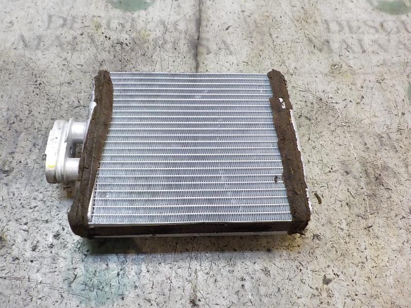 Recambio de radiador calefaccion / aire acondicionado para volkswagen polo (9n3) 1.4 tdi referencia OEM IAM   
