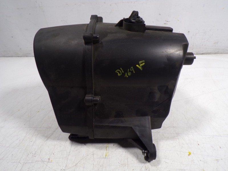 Recambio de filtro aire para audi a1 (8x) 1.6 tdi referencia OEM IAM 6R0129607E  