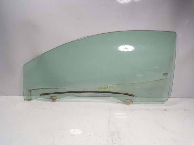 Recambio de cristal puerta delantero izquierdo para renault megane iii coupe 1.9 dci diesel referencia OEM IAM 803014156R  