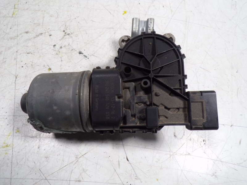 Recambio de motor limpia delantero para peugeot 208 1.4 hdi fap referencia OEM IAM 9673222580 0390241540 0390241540