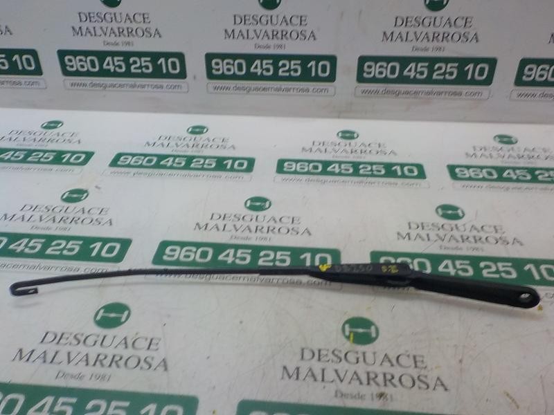 Recambio de brazo limpia delantero izquierdo para opel vivaro 1.9 cdti cat (f9q-760 / l08) referencia OEM IAM   