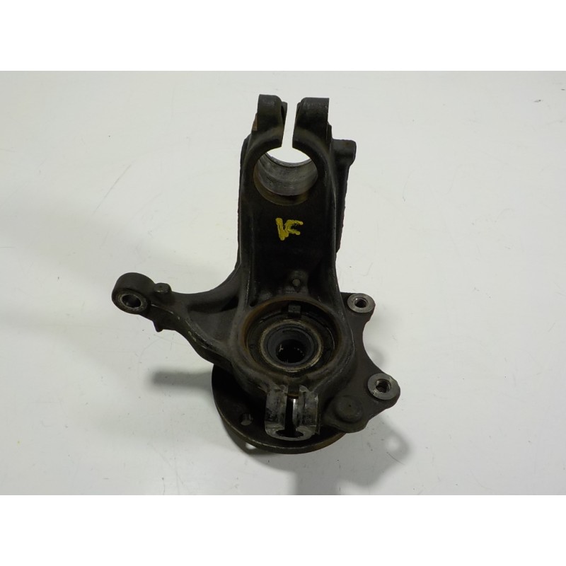 Recambio de mangueta delantera izquierda para peugeot 208 1.4 hdi fap referencia OEM IAM 1607557480  