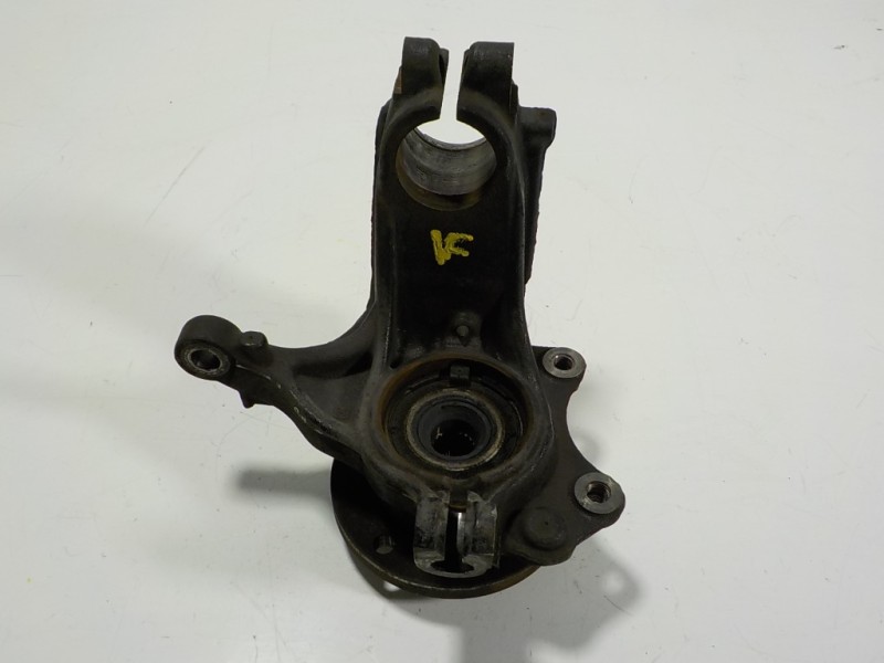 Recambio de mangueta delantera izquierda para peugeot 208 1.4 hdi fap referencia OEM IAM 1607557480  