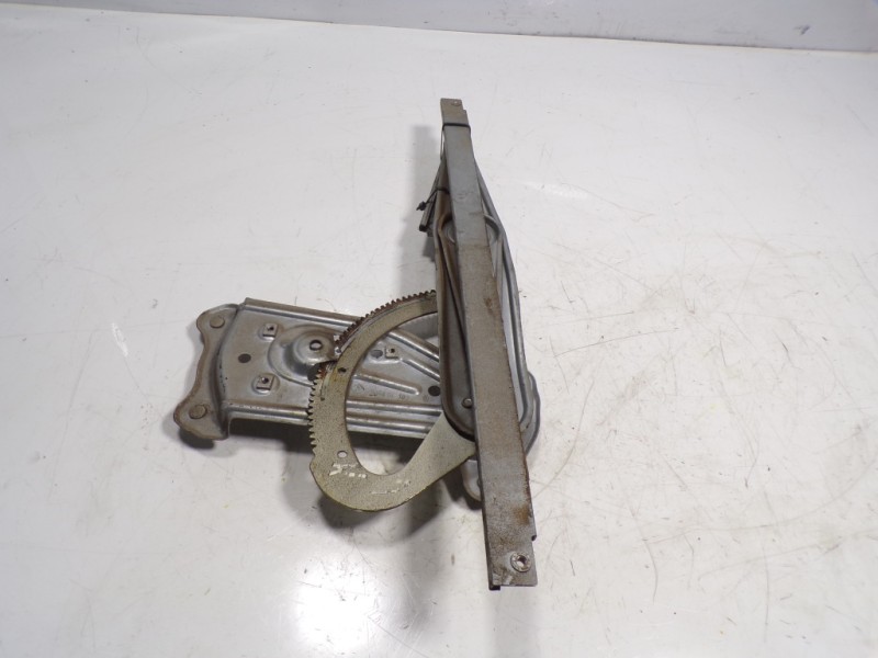 Recambio de elevalunas delantero derecho para renault megane iii coupe 1.9 dci diesel referencia OEM IAM 807206454R 966023 