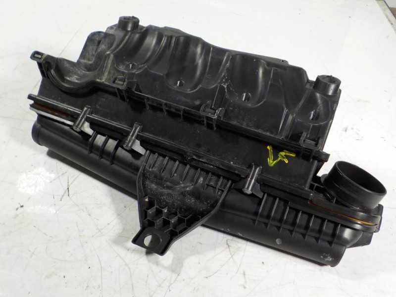 Recambio de filtro aire para peugeot 308 premium referencia OEM IAM   