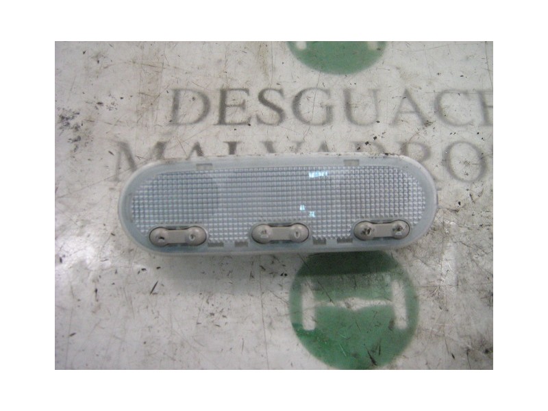 Recambio de piloto interior para renault megane ii berlina 5p confort dynamique referencia OEM IAM   