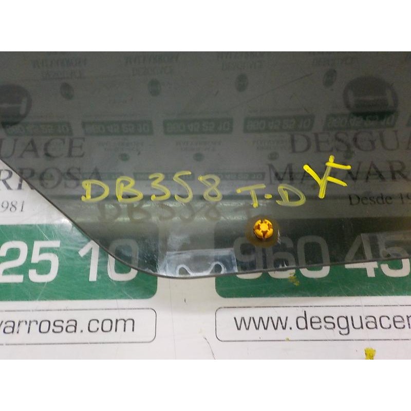 Recambio de cristal puerta trasero derecho para ford fiesta (cb1) 1.6 tdci cat referencia OEM IAM 1591459  