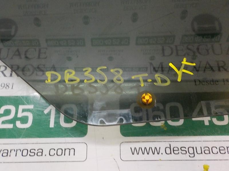 Recambio de cristal puerta trasero derecho para ford fiesta (cb1) 1.6 tdci cat referencia OEM IAM 1591459  