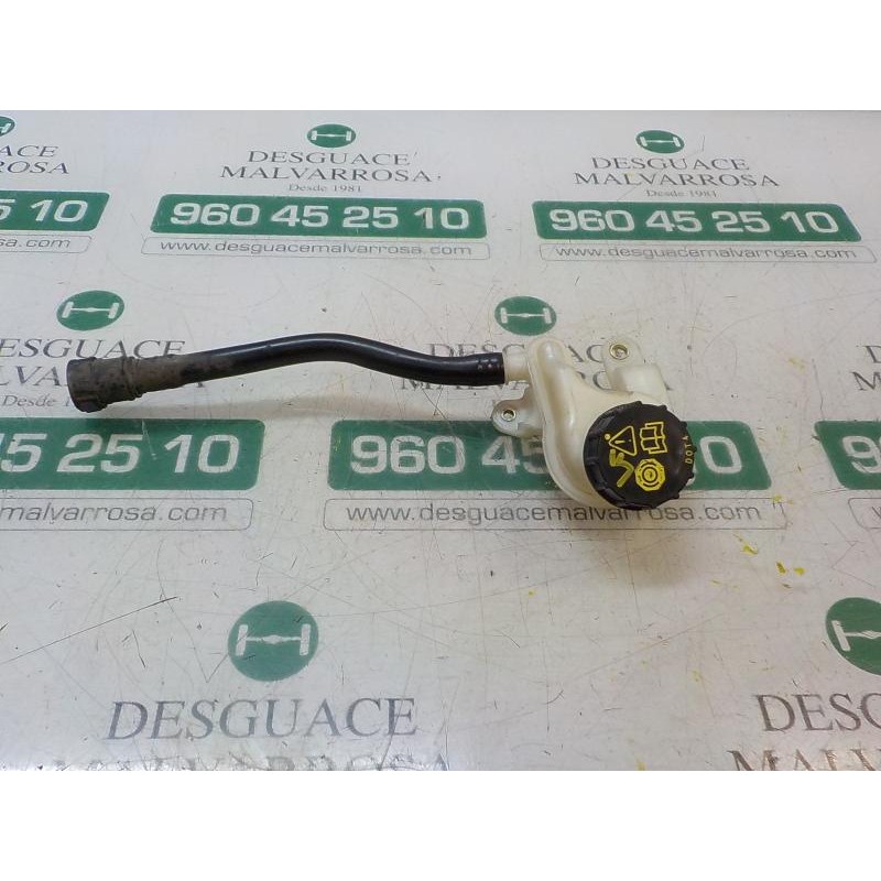 Recambio de deposito servo para ford fiesta (cb1) 1.6 tdci cat referencia OEM IAM 1822308  