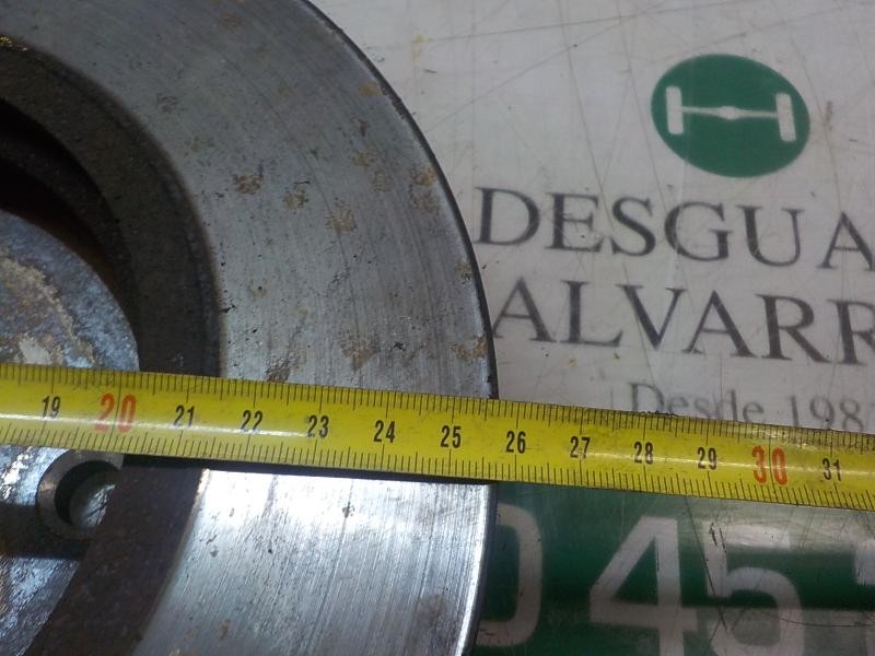 Recambio de disco freno delantero para ford fiesta (cb1) 1.6 tdci cat referencia OEM IAM 1679853  