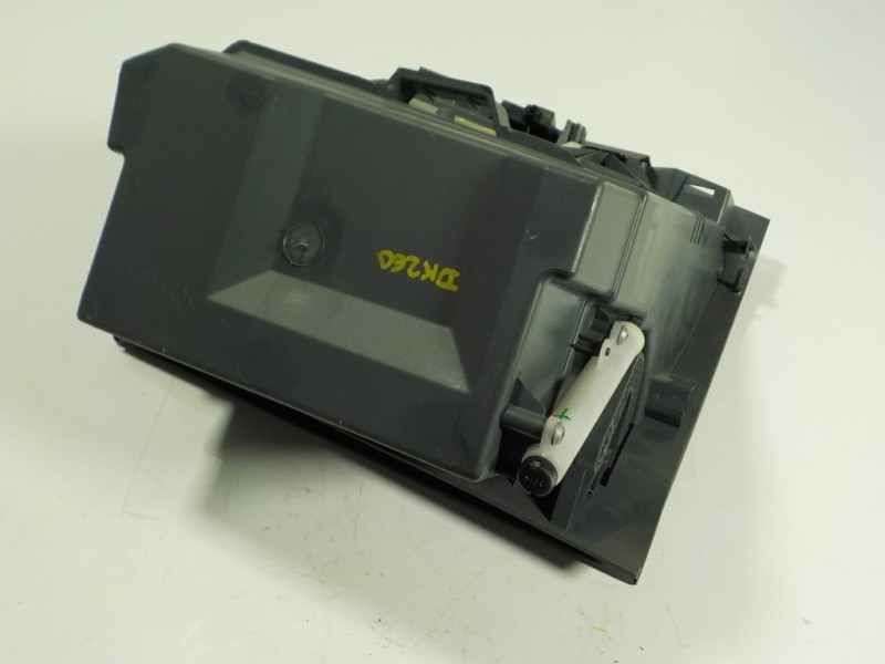 Recambio de guantera para ford grand c-max 1.0 ecoboost cat referencia OEM IAM 1856851  