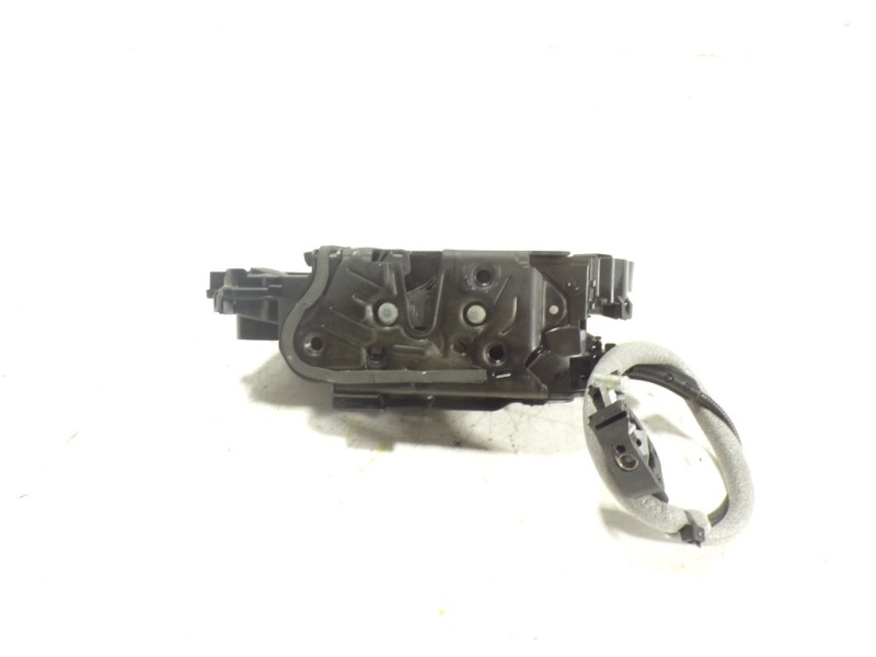 Recambio de cerradura puerta delantera izquierda para seat arona 1.0 tsi referencia OEM IAM 5TB837015A 5TB837015A 