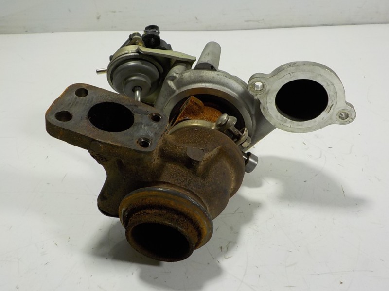 Recambio de turbocompresor para peugeot 208 1.4 hdi fap referencia OEM IAM 0375Q9 9673283680 