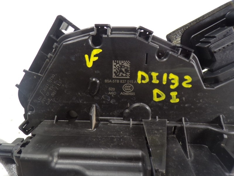 Recambio de cerradura puerta delantera izquierda para seat arona 1.0 tsi referencia OEM IAM 5TB837015A 5TB837015A 