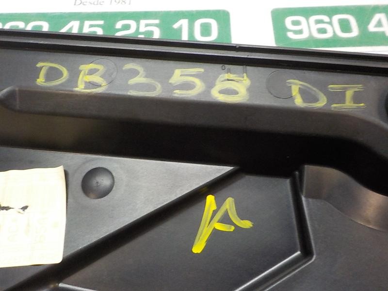 Recambio de elevalunas delantero izquierdo para ford fiesta (cb1) 1.6 tdci cat referencia OEM IAM 1837995  