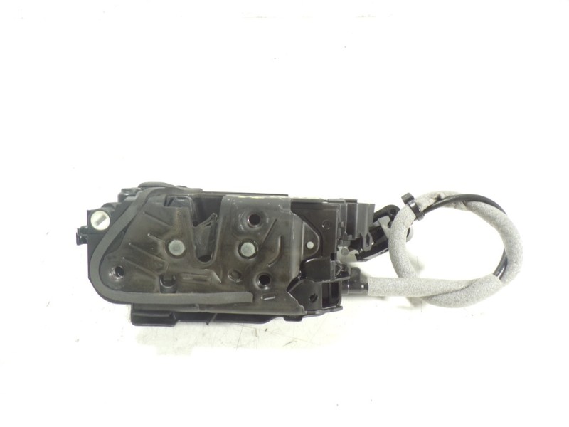 Recambio de cerradura puerta trasera izquierda para seat arona 1.0 tsi referencia OEM IAM 5TA839015E 5TA839015E 