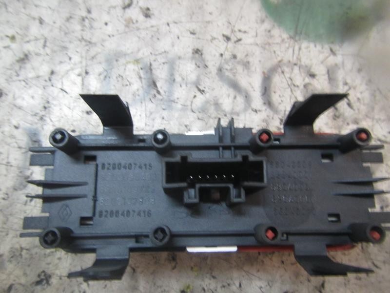 Recambio de warning para renault scenic ii grand confort dynamique referencia OEM IAM   